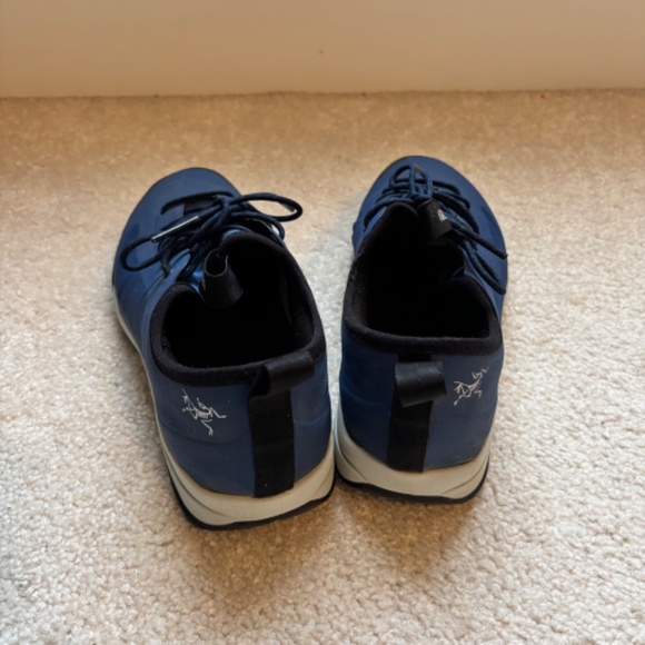 Arc’teryx Acrux SL GTX Women’s Hiking / Approach Shoes – Gore-Tex, Vibram Sole – - Picture 8 of 8